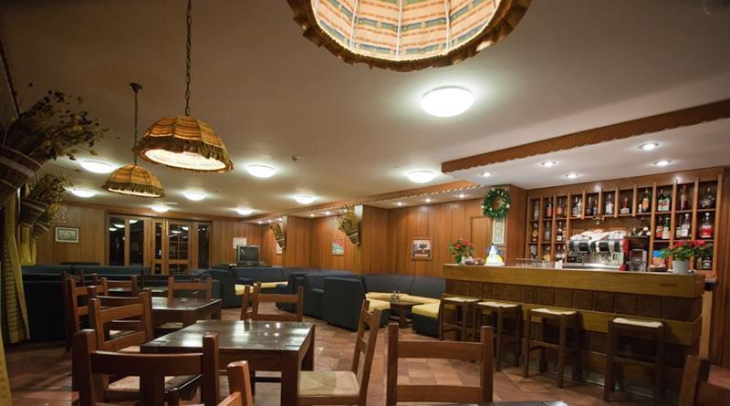 Hotel Ski Club I Cavalieri Rta Colle Colle Sestriere Exterior foto