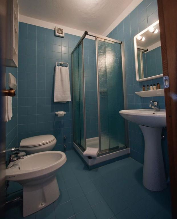 Hotel Ski Club I Cavalieri Rta Colle Colle Sestriere Zimmer foto